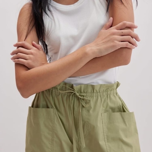 Richer Poorer Women's Weekend Poplin Pant - NWOT - Picture 2 of 7